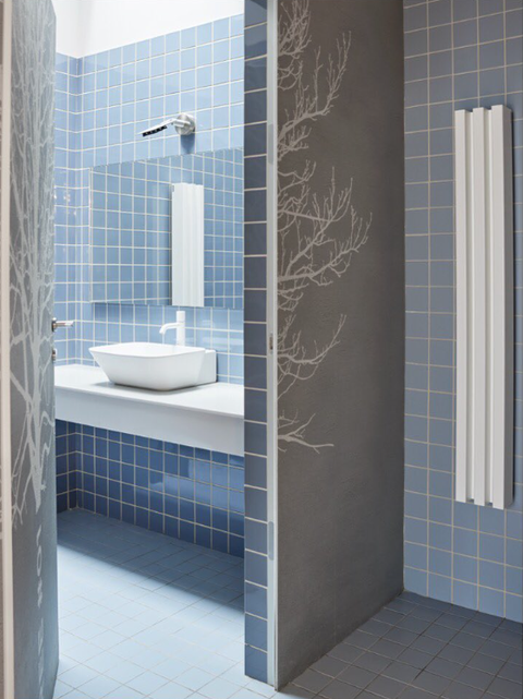 OUT SYSTEM WALLPAPER FOR THE FAçADE OF AIS- Associazione Italiana Sommelier